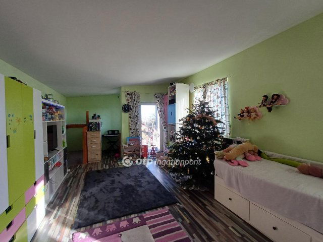 Eladó családi ház, Rácalmáson 48 M Ft, 1+1 szobás