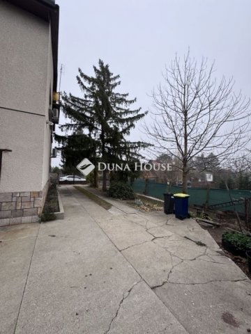 Eladó családi ház, Ceglédbercelen 67 M Ft, 5 szobás