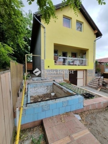 Eladó családi ház, Szigetszentmiklóson 78 M Ft, 5 szobás