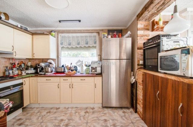 Eladó családi ház, Üllőn 119.9 M Ft, 5 szobás