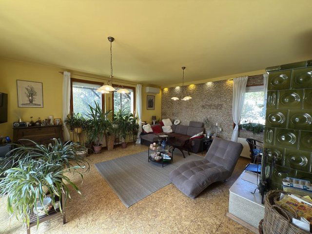 Eladó családi ház, Pilisszántón 129.9 M Ft, 5 szobás