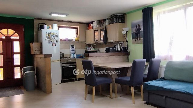 Eladó családi ház, Dömsödön 38.9 M Ft, 2 szobás