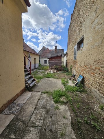 Eladó családi ház, Pápán 36 M Ft / költözzbe.hu
