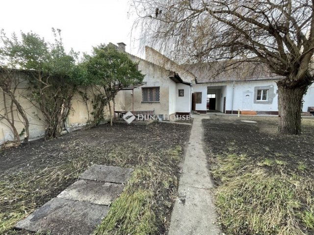 Eladó családi ház, Budapesten, XVIII. kerületben 49.9 M Ft