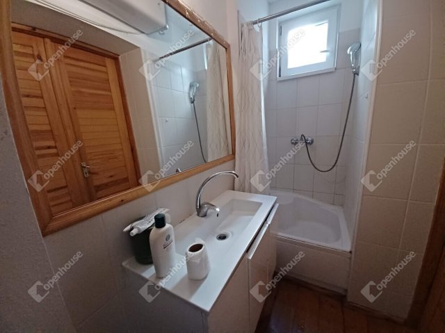 Eladó családi ház, Debrecenben 47 M Ft, 1 szobás
