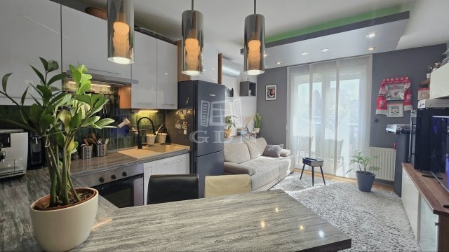 Eladó téglalakás, Zalaegerszegen 37.9 M Ft, 1+1 szobás