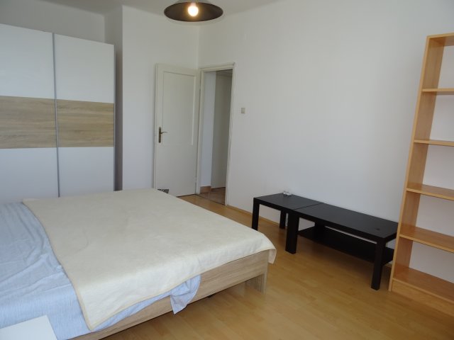 Kiadó téglalakás, albérlet, Szombathelyen 140 E Ft / hó