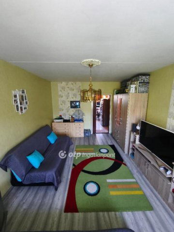 Eladó panellakás, Miskolcon 28.9 M Ft, 2 szobás