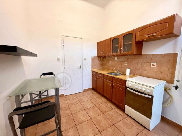 Eladó téglalakás, XIV. kerületben, Erzsébet királyné útján