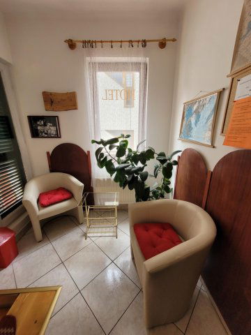 Eladó hotel, Pécsett 650 M Ft, 23 szobás / költözzbe.hu