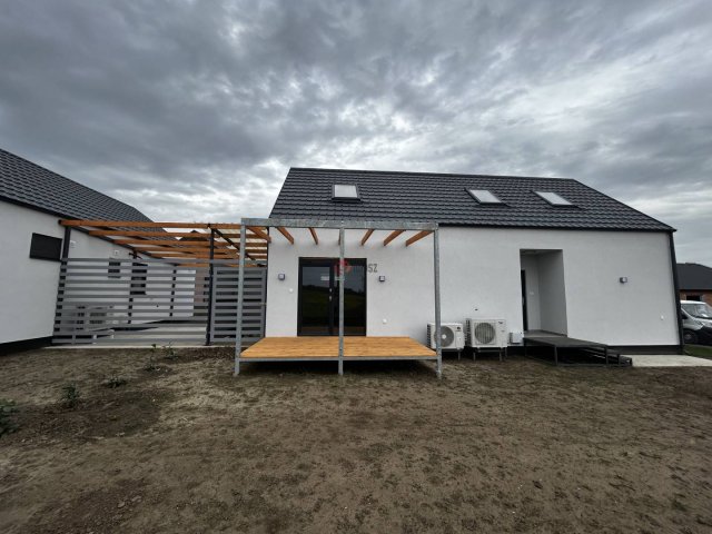 Eladó ikerház, Tordason 75 M Ft, 4 szobás / költözzbe.hu