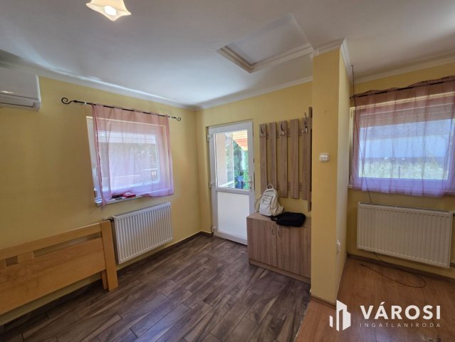 Kiadó családi ház, albérlet, Győrött 130 E Ft / hó, 1 szobás