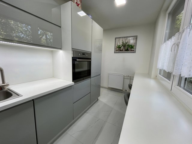 Eladó panellakás, Budapesten, XXI. kerületben 94.9 M Ft