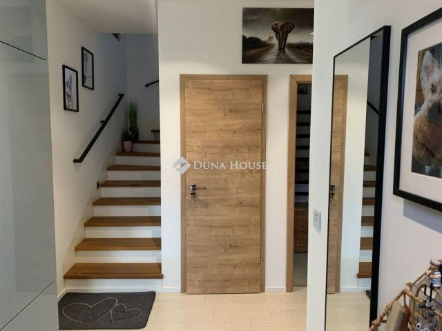 Eladó ikerház, Gárdonyban 139 M Ft, 5 szobás