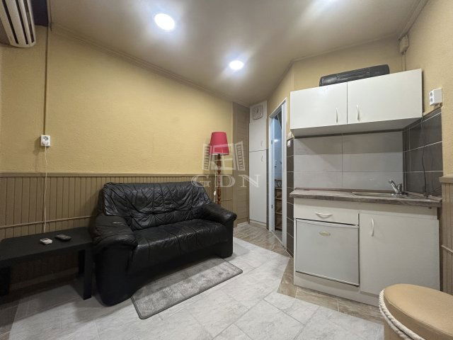 Eladó téglalakás, Budapesten, VIII. kerületben 17.99 M Ft
