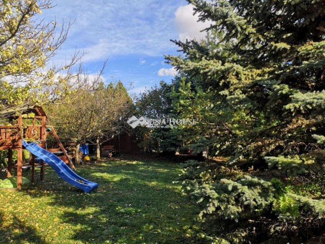 Eladó családi ház, Berhidán 79.9 M Ft, 6 szobás