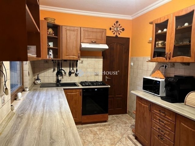 Eladó családi ház, Bugyin 93.5 M Ft, 4 szobás