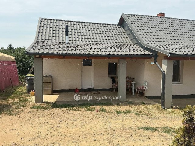 Eladó családi ház, Nagykállóban 37 M Ft, 2 szobás