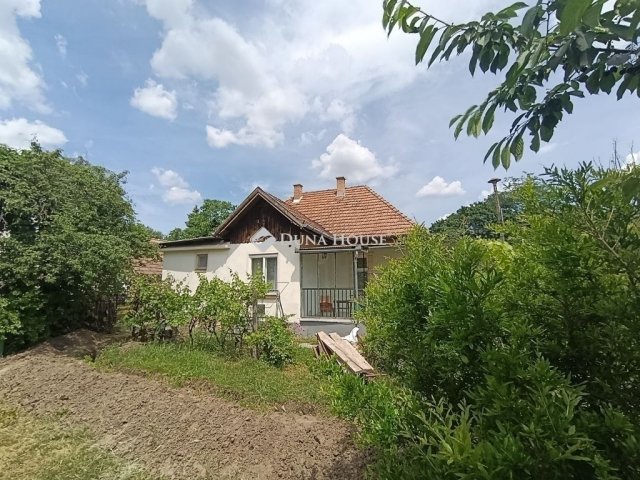 Eladó családi ház, Turán 39.99 M Ft, 3 szobás