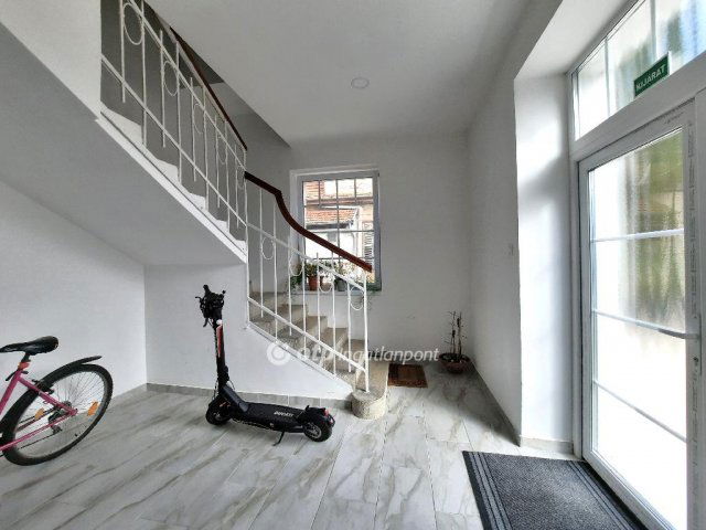 Kiadó téglalakás, albérlet, Siófokon 130 E Ft / hó, 1 szobás