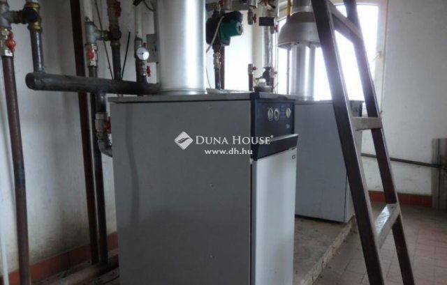 Eladó ipari ingatlan, Budapesten, XIV. kerületben 1500 M Ft