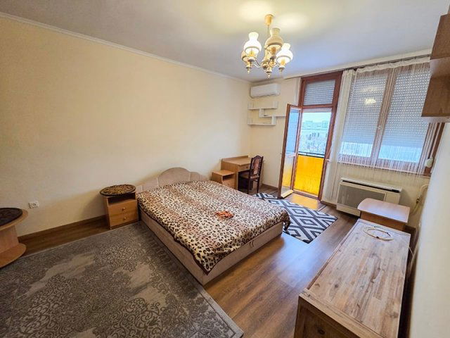 Kiadó téglalakás, albérlet, Debrecenben 180 E Ft / hó, 2 szobás