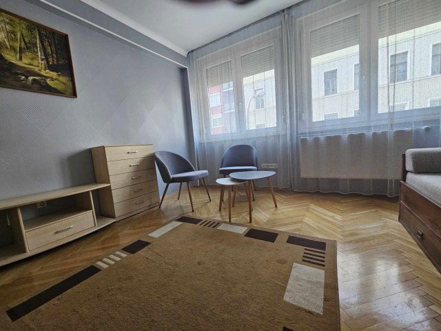 Kiadó téglalakás, albérlet, Budapesten, II. kerületben