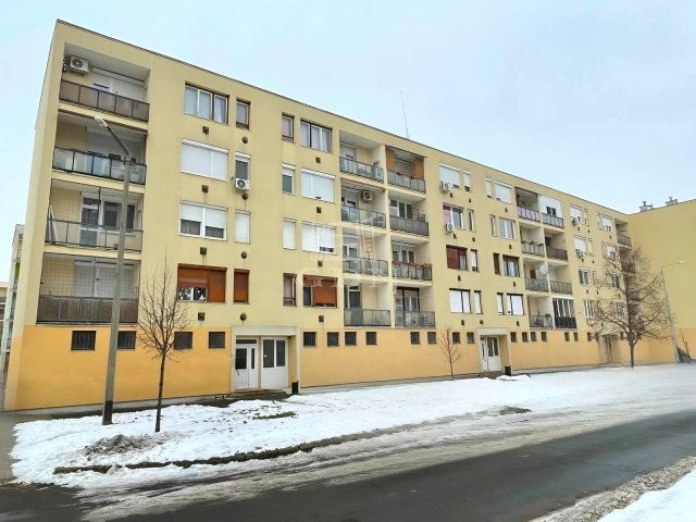 Eladó téglalakás, Hatvanban 34.9 M Ft, 2 szobás