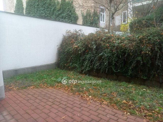 Eladó téglalakás, Budapesten, IX. kerületben 63 M Ft, 1 szobás