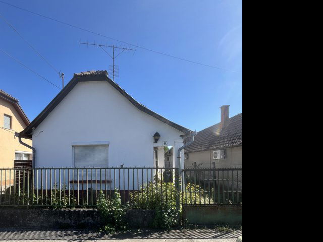 Eladó családi ház, Albertirsán 27.9 M Ft, 2 szobás
