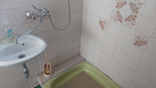 Eladó nyaraló, Békésen 30 M Ft, 4 szobás / költözzbe.hu