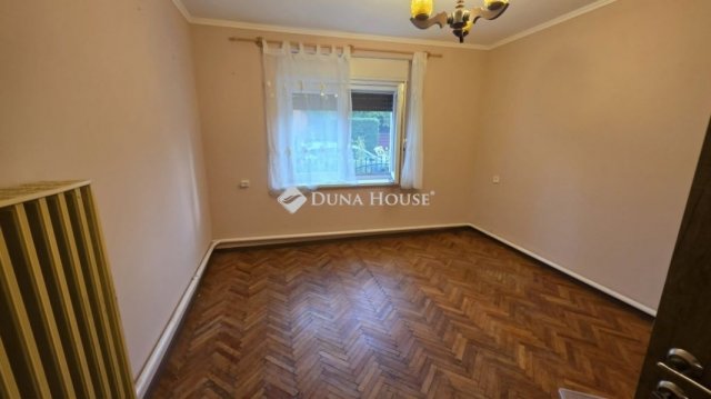 Eladó családi ház, Farmoson 45 M Ft, 4+1 szobás
