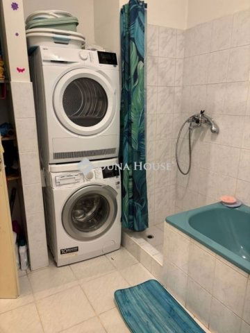 Eladó családi ház, Budaörsön 159.99 M Ft, 2 szobás