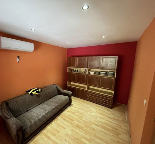 Eladó családi ház, Kecskeméten 34.5 M Ft, 2 szobás