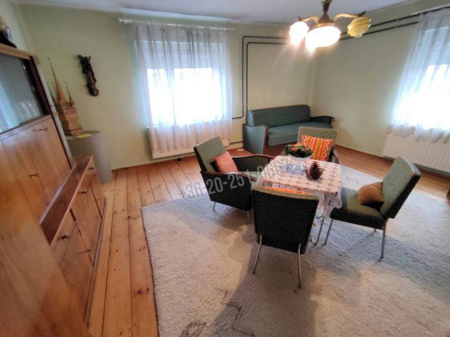 Eladó családi ház, Mohácson 27 M Ft, 4 szobás