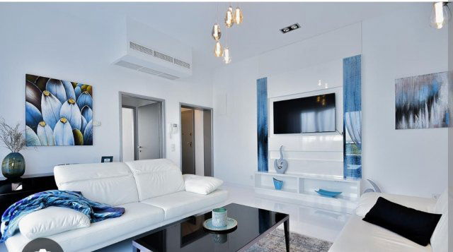 Kiadó téglalakás, albérlet, Pécsett 650 E Ft / hó, 2 szobás