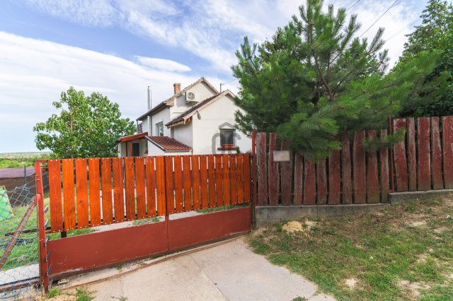Eladó családi ház, Tárnokon 48.5 M Ft, 3 szobás