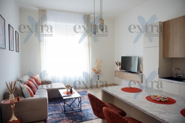 Kiadó téglalakás, albérlet, Szegeden 350 E Ft / hó, 3 szobás