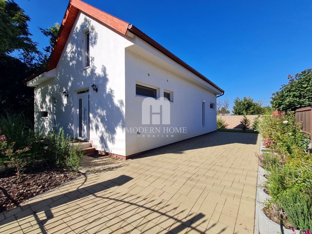 Kiadó családi ház, albérlet, Balatonvilágoson 650 E Ft / hó