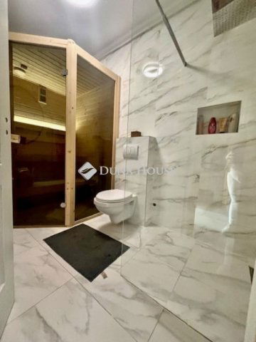 Eladó téglalakás, Üllőn 99.5 M Ft, 4 szobás