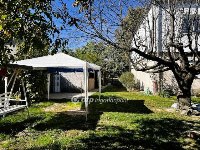 Eladó téglalakás, Dunavecsén 35.7 M Ft, 2+1 szobás