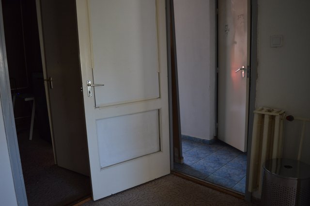 Eladó panellakás, Dorogon 33.5 M Ft, 2 szobás
