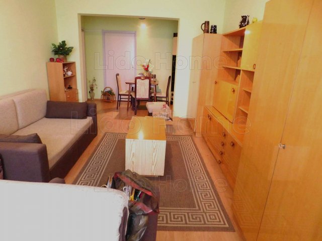 Eladó panellakás, Székesfehérvárott 55.999 M Ft, 2 szobás