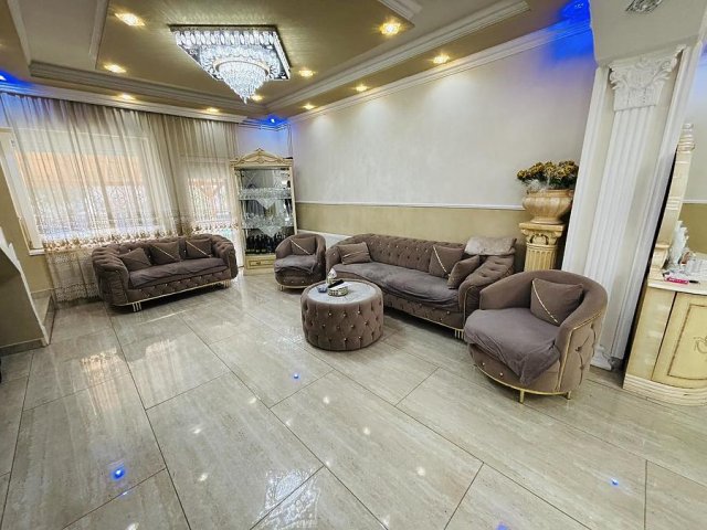 Eladó családi ház, Fóton 104.9 M Ft, 5 szobás