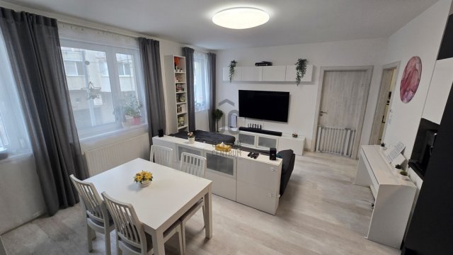 Eladó téglalakás, Budapesten, XIII. kerületben 109.9 M Ft