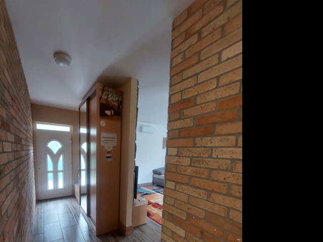 Eladó családi ház, Esztergomban 110 M Ft, 4 szobás