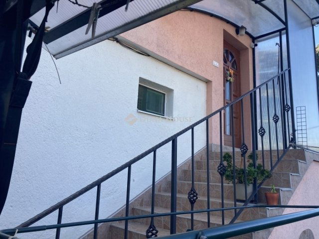 Eladó téglalakás, Kecskeméten 53.5 M Ft, 2 szobás