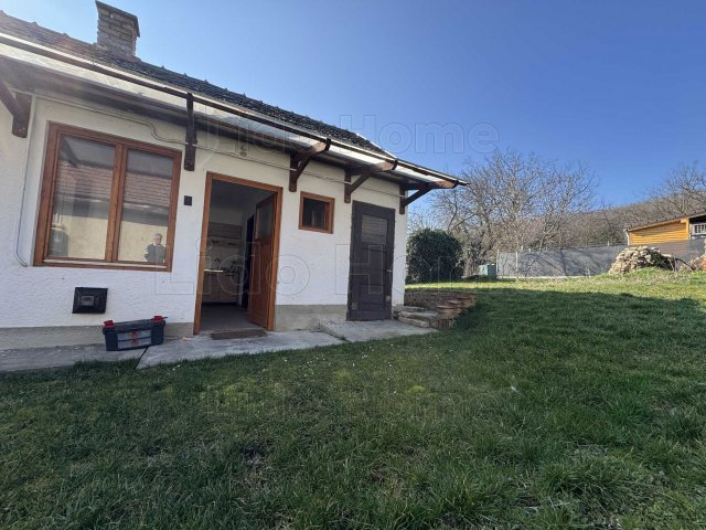 Eladó nyaraló, Fonyódon 41 M Ft, 3 szobás / költözzbe.hu