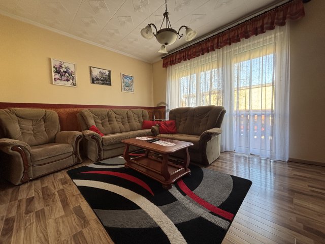 Eladó családi ház, Debrecenben 119.9 M Ft, 5 szobás