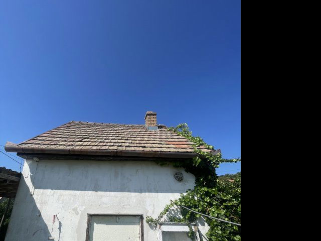 Eladó nyaraló, Pécsett 7.5 M Ft, 1 szobás / költözzbe.hu